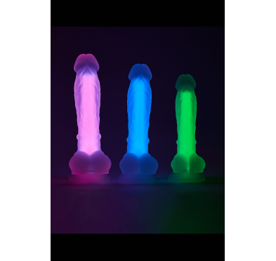 Dildo realistyczny penis świecący w ciemności 19cm