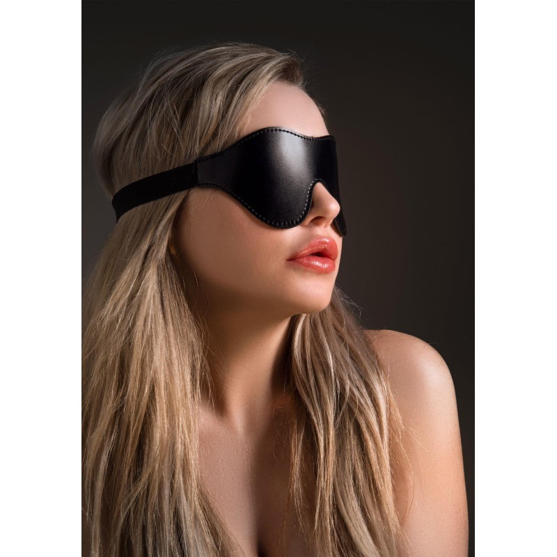 Intense Dark Blindfold Black